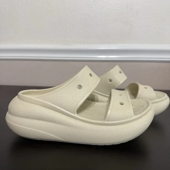 CROCS Cream Sandals - Picture 1 of 8